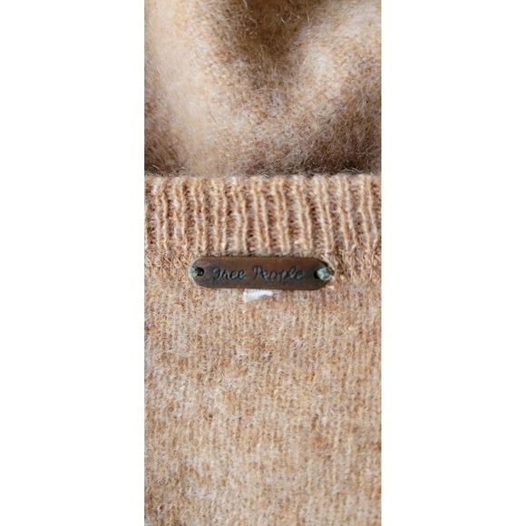 Free People Women's Cropped Sweater XS Pullover Tan Cashmere Luxury Old Money - Picture 3 of 5